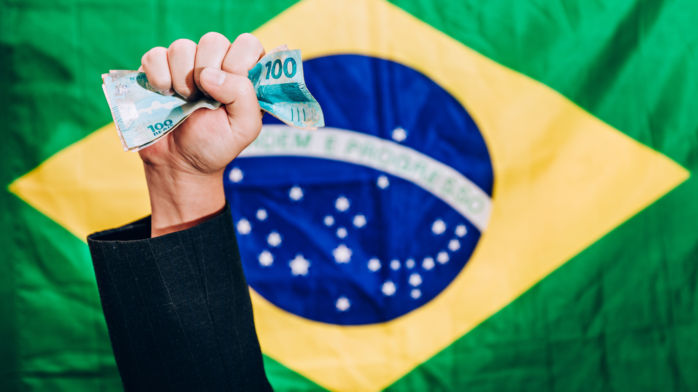 ADMINISTRAÇÃO PÚBLICA TRIBUTÁRIA NO BRASIL EM 2023